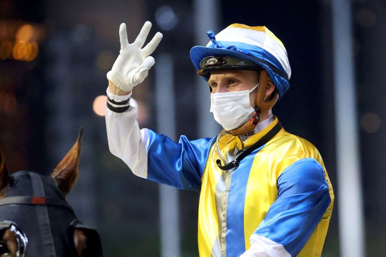 Lyle Hewitson, Douglas Whyte dominate Happy Valley with trebles - Vimarsana News
